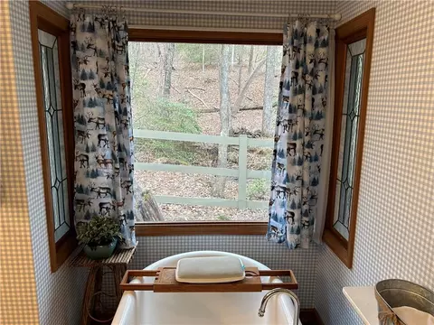 Dining - 358 Wake Robin Dr, Jasper, GA 30143 photo 1 of 1
