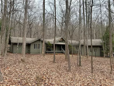Exterior - 358 Wake Robin Dr, Jasper, GA 30143 photo 4 of 14
