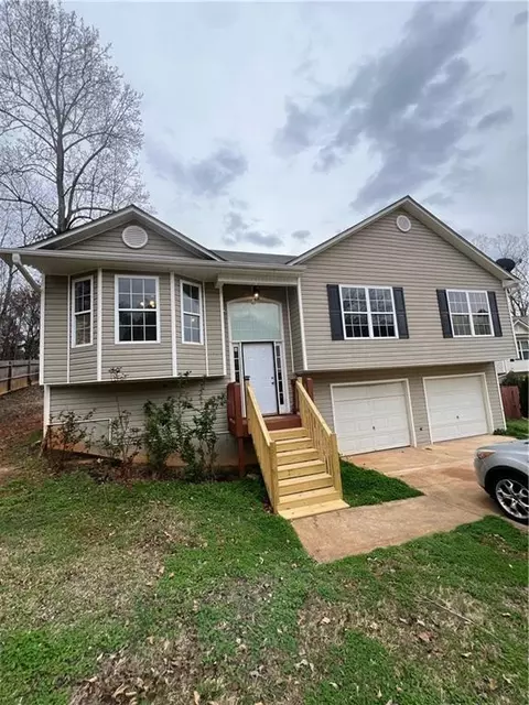 330 Daniel Mill Xing, Villa Rica, GA 30180