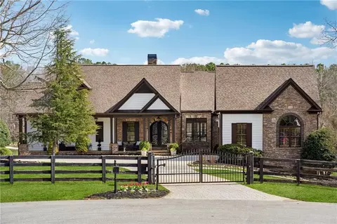 4355 Taylors Wood Dr, Cumming, GA 30028