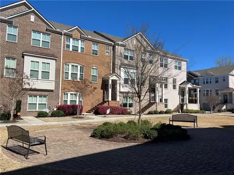 840 Sunset Park Dr, Suwanee, GA 30024 photo 2