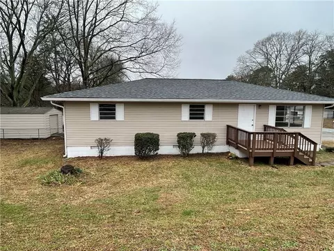 1302 Irwin Bridge Rd NW, Conyers, GA 30012