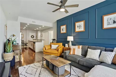 3040 Peachtree Rd NW #1015, Atlanta, GA 30305