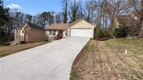 3098 Ashbury Ln, Rex, GA 30273 photo 2