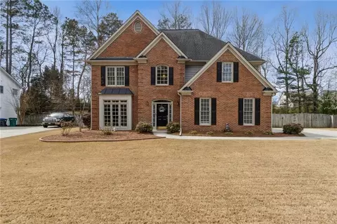 5600 Silk Oak Way, Sugar Hill, GA 30518