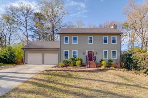1341 Steeple Run, Lawrenceville, GA 30043