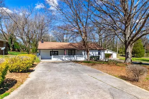 577 Oak Way, Lawrenceville, GA 30046