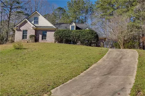 150 Huntington St, Covington, GA 30016
