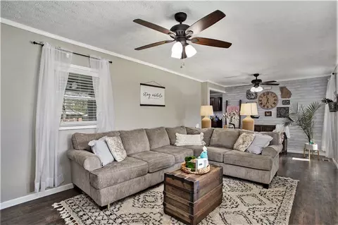 14 Love St, Cave Spring, GA 30124 photo 8