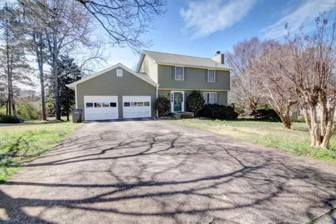 4893 Hawk Trail Trl NE, Marietta, GA 30066
