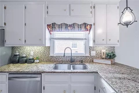 4424 Driftwater Rd, Duluth, GA 30096 photo 10
