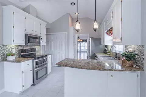 4424 Driftwater Rd, Duluth, GA 30096 photo 15