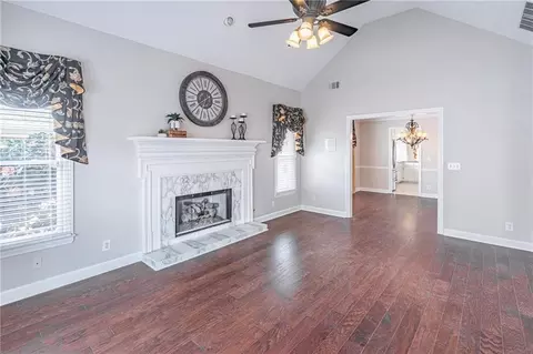 4424 Driftwater Rd, Duluth, GA 30096 photo 6