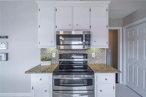 4424 Driftwater Rd, Duluth, GA 30096 photo 11