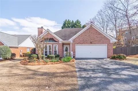 4424 Driftwater Rd, Duluth, GA 30096 photo 2