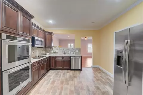 Kitchen - 623 Besra Dr, Grayson, GA 30017 photo 11 of 11