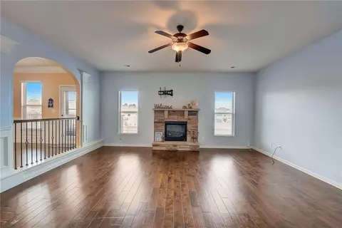 Living - 623 Besra Dr, Grayson, GA 30017 photo 2 of 10