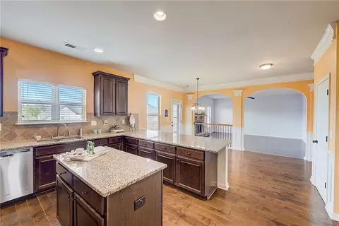 Kitchen - 623 Besra Dr, Grayson, GA 30017 photo 6 of 11