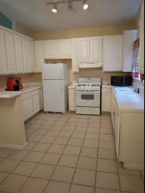 6795 Silver Maple Dr, Rex, GA 30273 photo 10