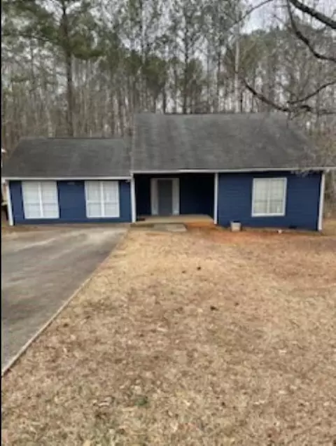 6795 Silver Maple Dr, Rex, GA 30273 photo 2
