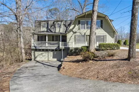 1318 Oleander Dr SW, Lilburn, GA 30047