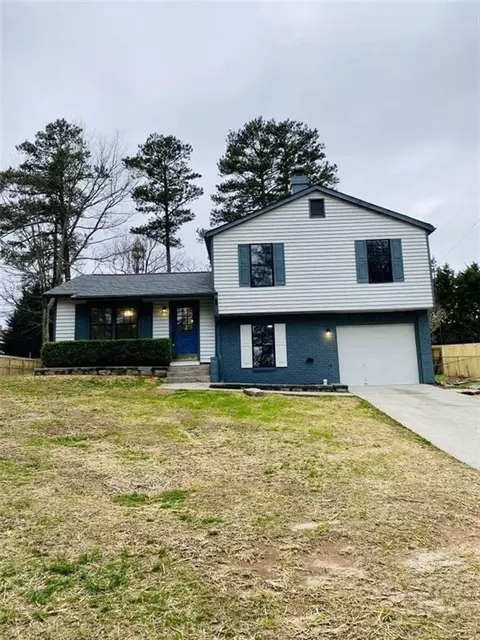 1035 Sweetwater Cir, Lawrenceville, GA 30044