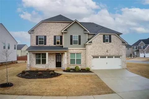 821 Albright Ln, Hampton, GA 30228