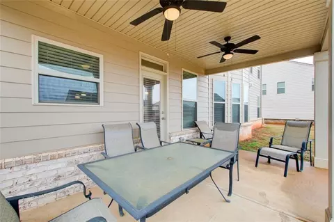 Exterior - 821 Albright Ln, Hampton, GA 30228 photo 3 of 7