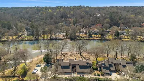 4114 Columns Dr SE, Marietta, GA 30067