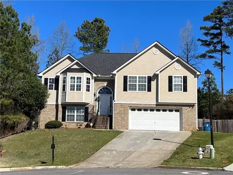 922 Martin Forest Ct, Lawrenceville, GA 30045