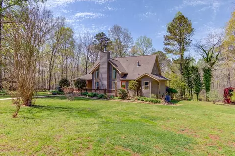 2193 Strawn Rd, Winston, GA 30187