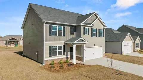 137 Daurian Dr, Statham, GA 30666