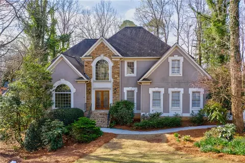 9805 Hunt Club Way, Johns Creek, GA 30022