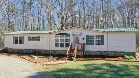 98 Myrtle Dr, Dahlonega, GA 30533