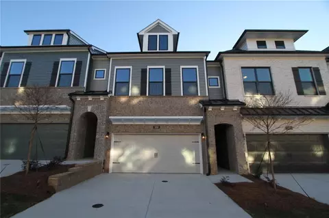 350 Walker Avenue Dr #16, Roswell, GA 30076