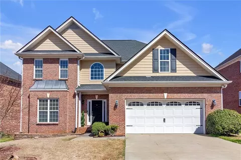 984 Yancey Ct, Loganville, GA 30052
