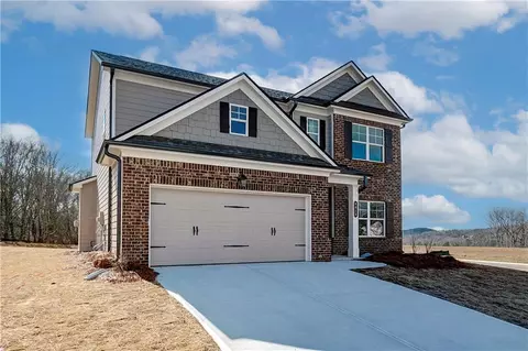 6102 Empress Ct SW, Gainesville, GA 30506