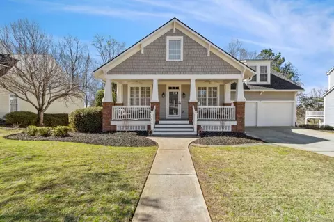 5855 Peacock Ln, Hoschton, GA 30548