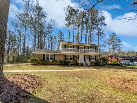 756 Small Elk Ct, Fairburn, GA 30213