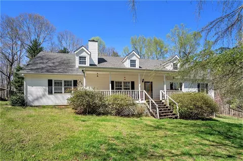 785 Craven Rd, Roopville, GA 30170