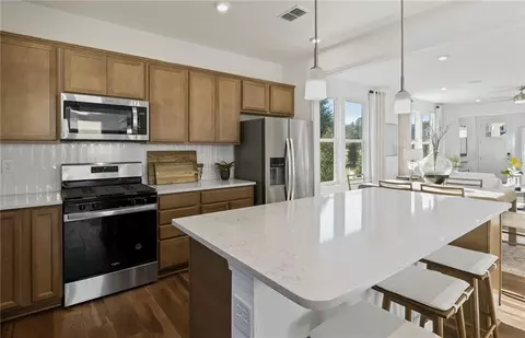 Kitchen - 175 Ohoopee Dr, Griffin, GA 30223 photo 3 of 5