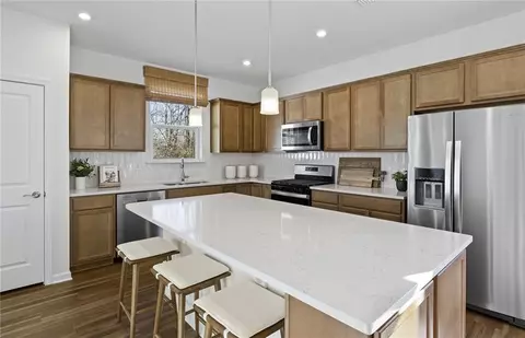 Kitchen - 175 Ohoopee Dr, Griffin, GA 30223 photo 1 of 5