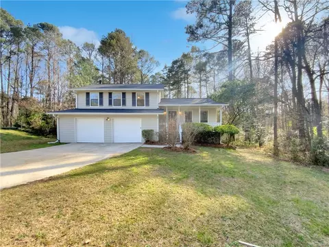 120 Burnt Hickory Ct, Stockbridge, GA 30281