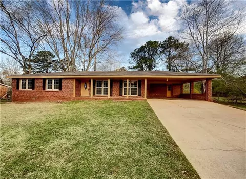 6500 Osceola Way, Douglasville, GA 30135