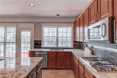 5285 Harbury Ln, Suwanee, GA 30024 photo 20