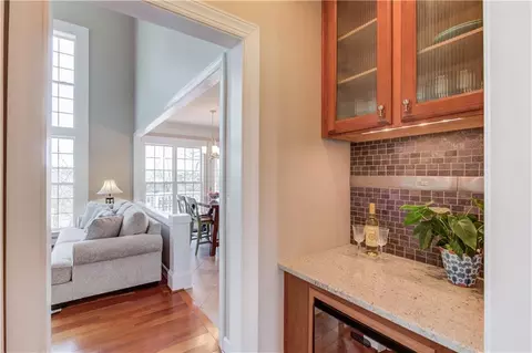 5285 Harbury Ln, Suwanee, GA 30024 photo 11