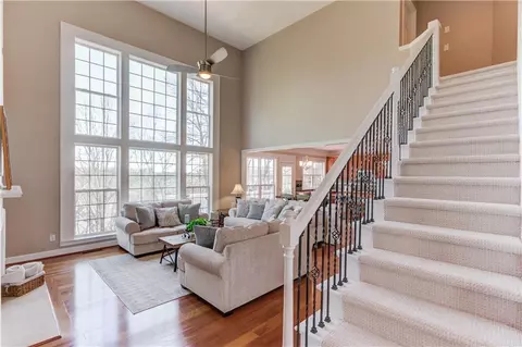 5285 Harbury Ln, Suwanee, GA 30024 photo 26