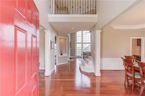 5285 Harbury Ln, Suwanee, GA 30024 photo 6