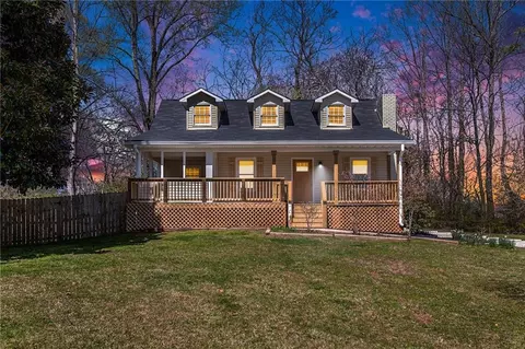 25 Estate Ct, Dallas, GA 30157