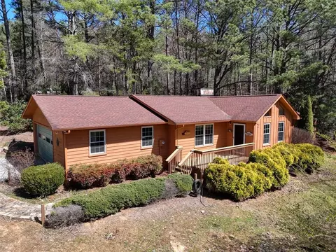 114 Nottely Shrs W, Blairsville, GA 30512